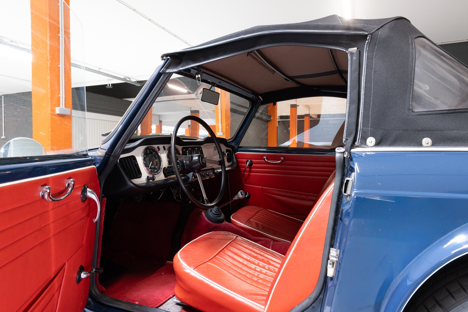 Triumph TR4 