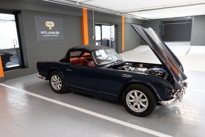 Triumph TR4 