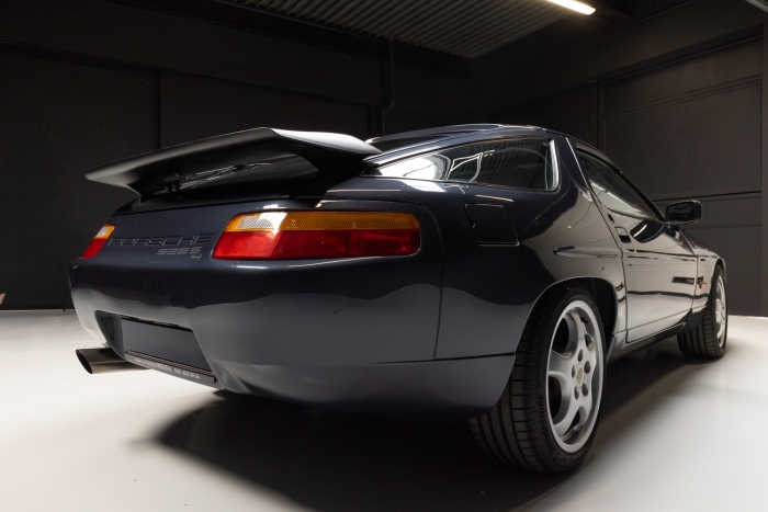 Porsche 928 S4  S4 